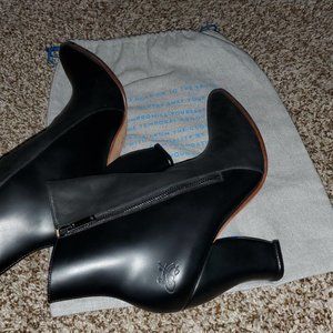 John Fleevog- Black Bootie